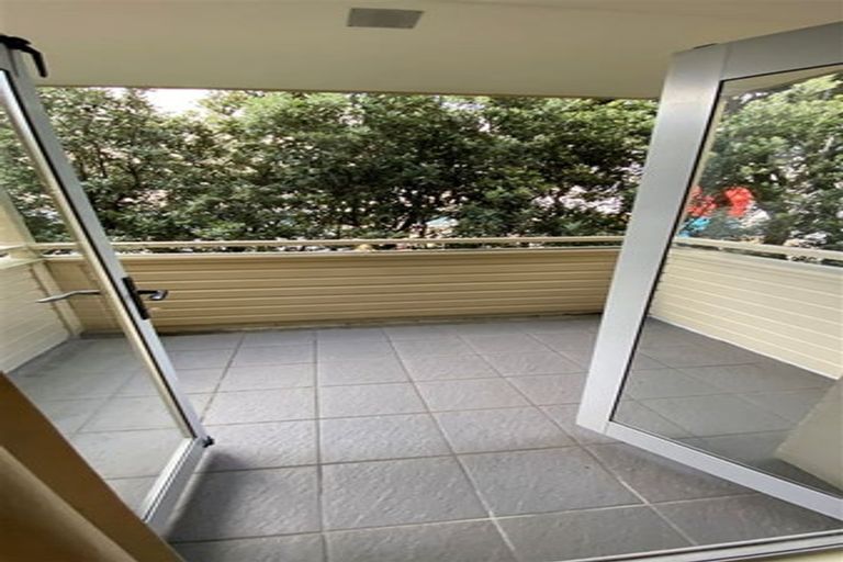 Photo of property in Marrakech Cafe, 29/305 Evans Bay Parade, Hataitai, Wellington, 6021