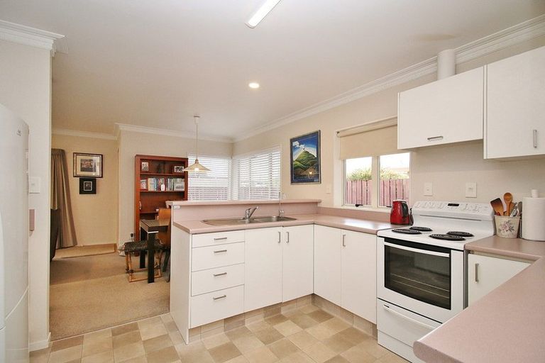 Photo of property in 2/262 Bank Street, Te Awamutu, 3800