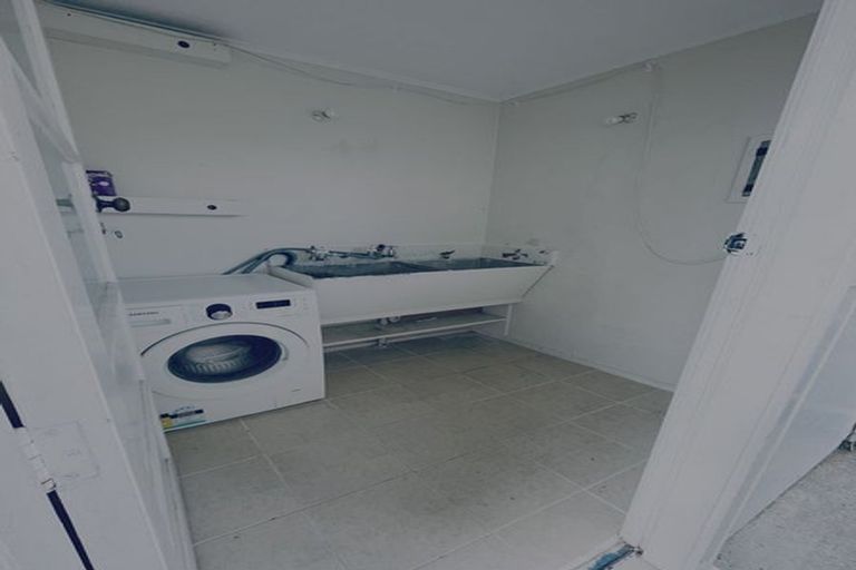 Photo of property in 7 Aratonga Avenue, Greenlane, Auckland, 1051