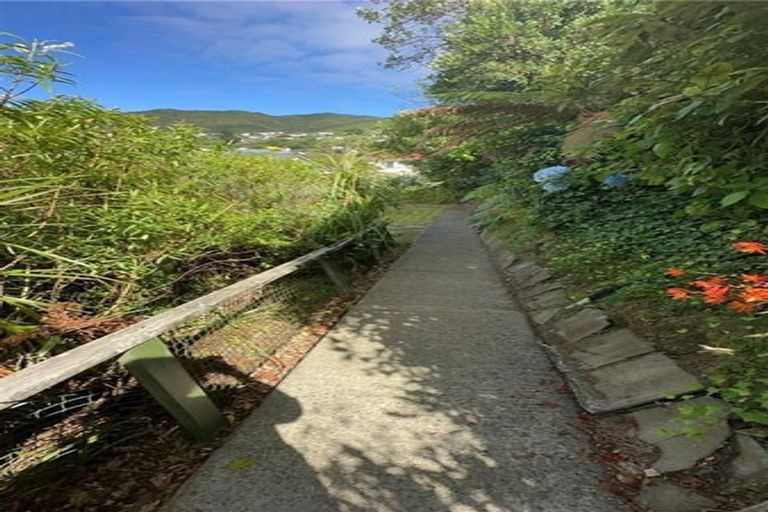 Photo of property in 9 Sunshine Avenue, Karori, Wellington, 6012