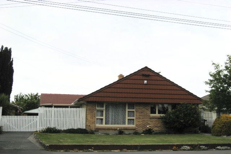 Photo of property in 27 Springbank Street, Bryndwr, Christchurch, 8053