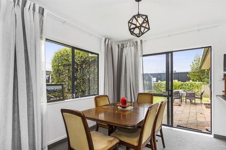 Photo of property in 3 Manor Park Drive, Pyes Pa, Tauranga, 3112