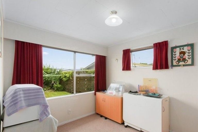 Photo of property in 23 Lichfield Crescent, Tamatea, Napier, 4112