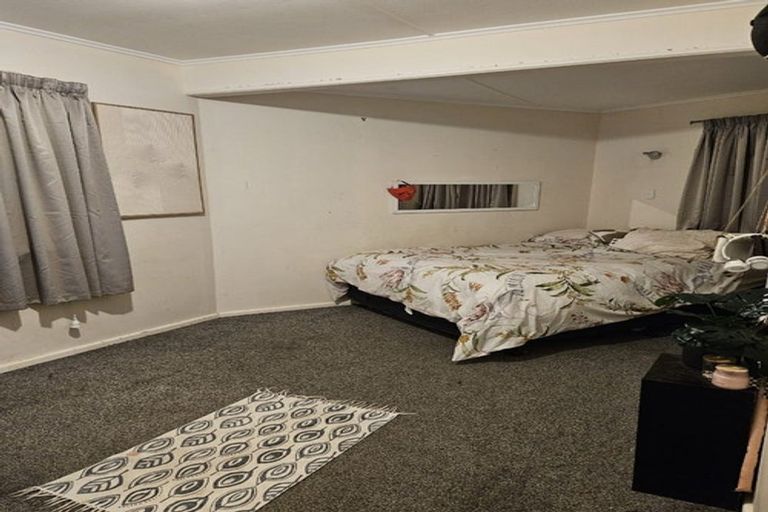 Photo of property in 2 Kelvin Road, Maraenui, Napier, 4110