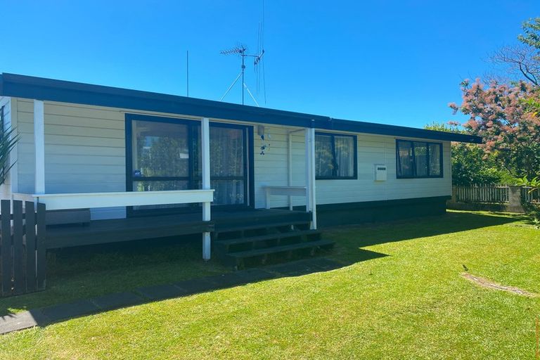 Photo of property in 27 Odlin Crescent, Nawton, Hamilton, 3200