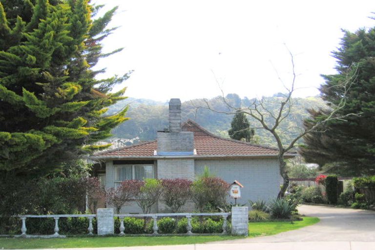 Photo of property in 18 Cherrywood Place, Western Heights, Rotorua, 3015