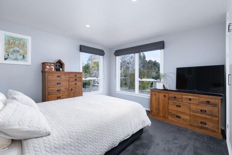 Photo of property in 88 Huatoki Street, Vogeltown, New Plymouth, 4310