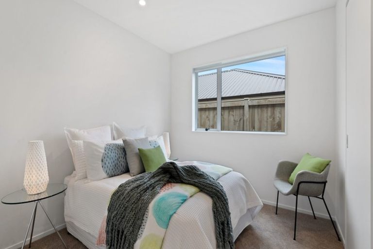 Photo of property in 65 Pepene Avenue, Takanini, 2112