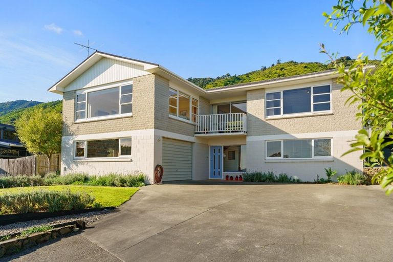 Photo of property in 109 Winara Avenue, Waikanae, 5036