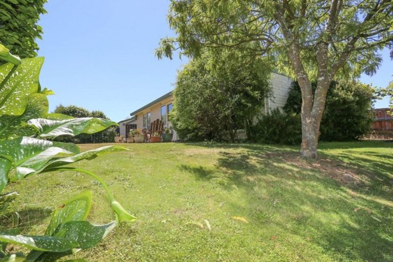 Photo of property in 2/65 Whitby Street, Burnside, Christchurch, 8053