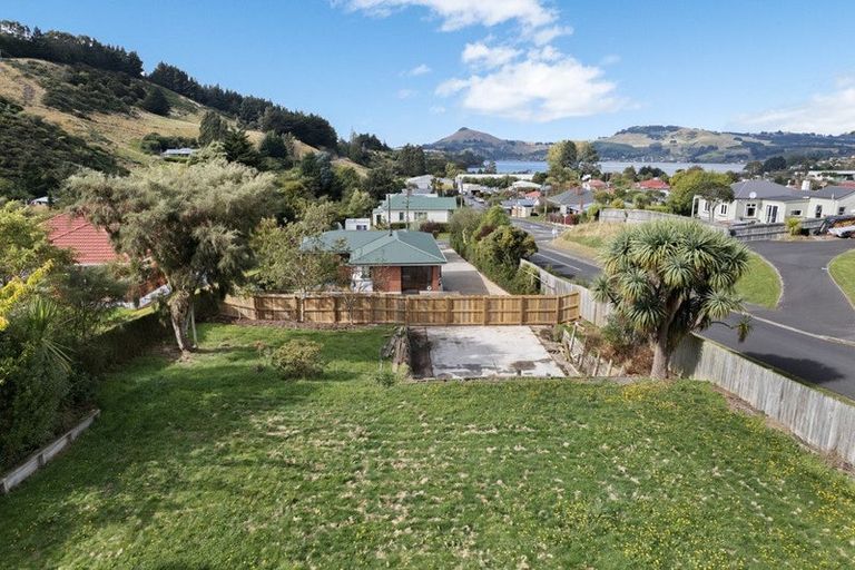 Photo of property in 28 Glendermid Close, Sawyers Bay, Port Chalmers, 9023