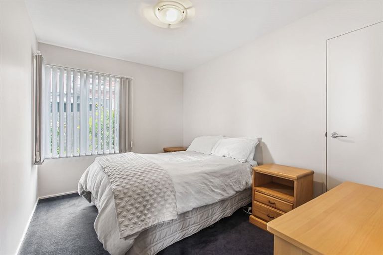 Photo of property in 67d Pleasant Road, Glen Eden, Auckland, 0602