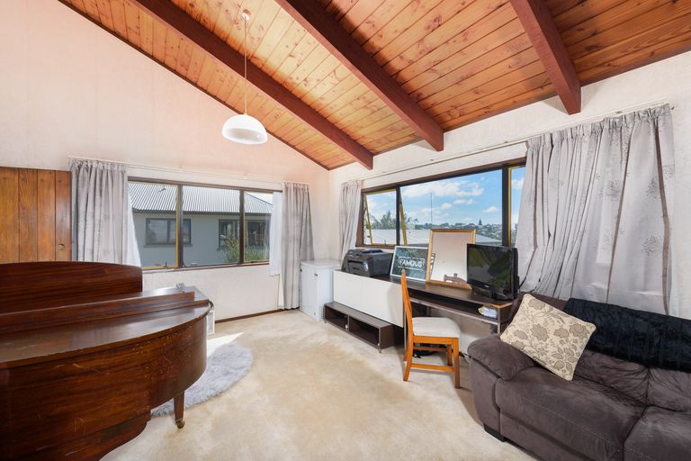 Photo of property in 293a Waihi Road, Judea, Tauranga, 3110