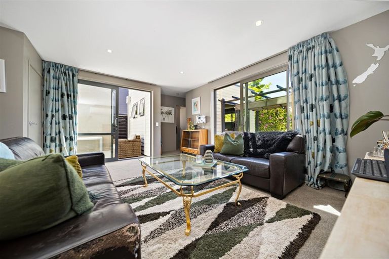 Photo of property in 8 Hope Avenue, Lake Hayes, Queenstown, 9304