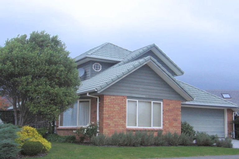 Photo of property in 14 Richmond Grove, Woburn, Lower Hutt, 5010