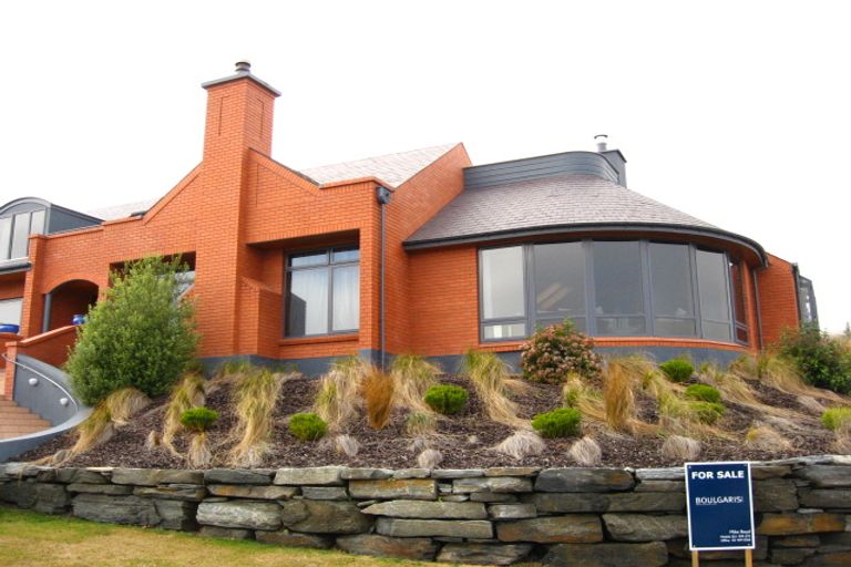 Photo of property in 48-50 Cotter Avenue, Arrowtown, 9302