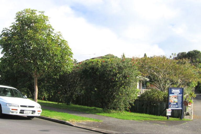 Photo of property in 57 William Bayes Place, Red Beach, 0932