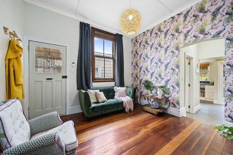 Photo of property in 8 Royal Street, Berhampore, Wellington, 6023