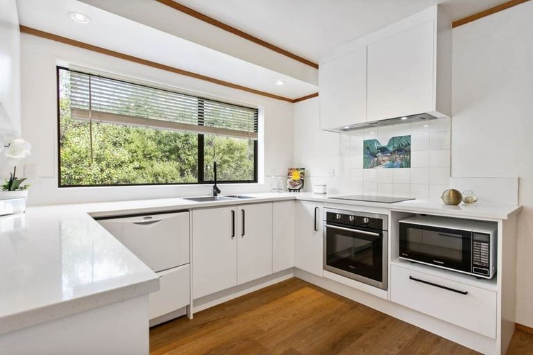 Photo of property in 2/30 Honeysuckle Lane, Mairangi Bay, Auckland, 0630