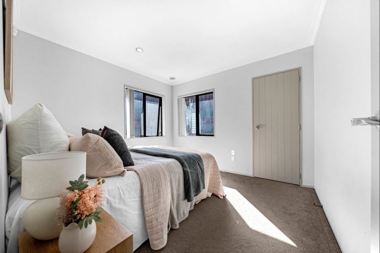 Photo of property in 42 Arrowsmith Drive, Flat Bush, Auckland, 2019