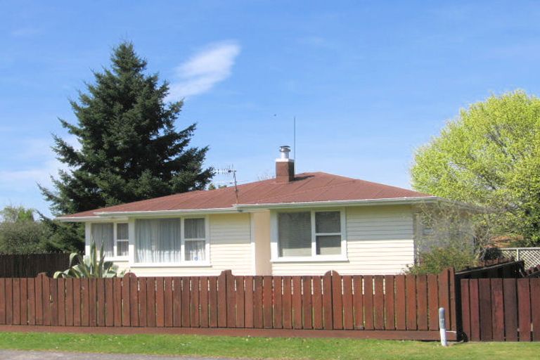 Photo of property in 40 Roger Street, Pukehangi, Rotorua, 3015