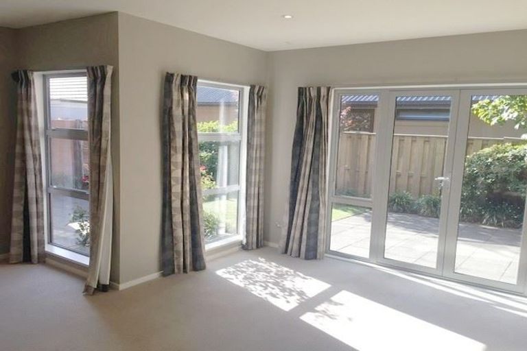 Photo of property in 25 Henley Green, Northwood, Christchurch, 8051