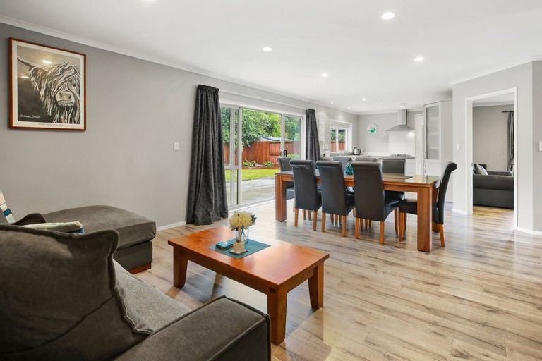 Photo of property in 19 Whitney Place, Rototuna North, Hamilton, 3210