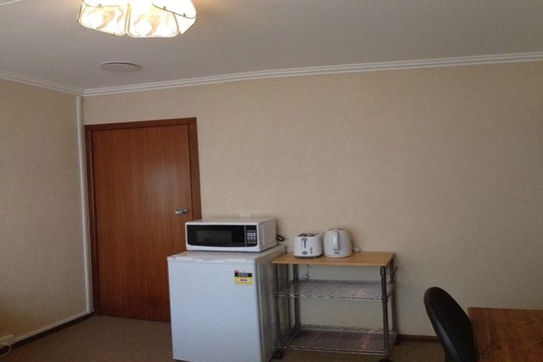 Photo of property in 52c Royal Terrace, Dunedin Central, Dunedin, 9016