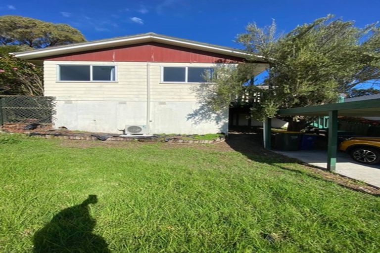 Photo of property in 1/73 Spinella Drive, Bayview, Auckland, 0629