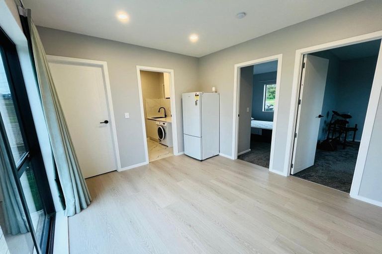 Photo of property in 19 Weza Lane, Kumeu, 0810