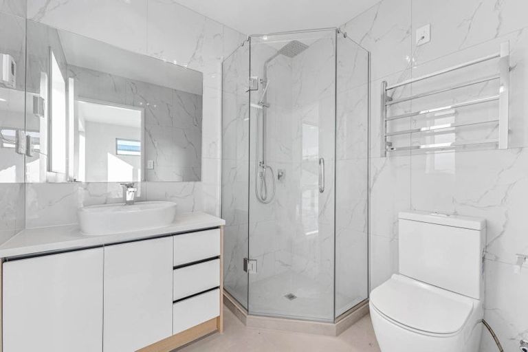 Photo of property in 7b Ascent Street, Flat Bush, Auckland, 2019