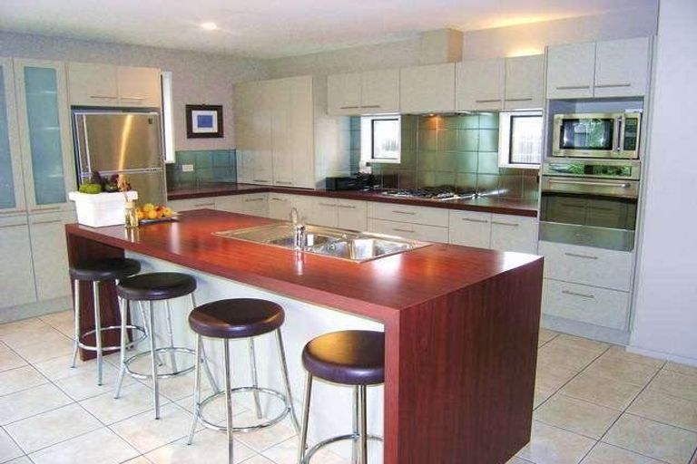Photo of property in 113d Somerfield Street, Somerfield, Christchurch, 8024