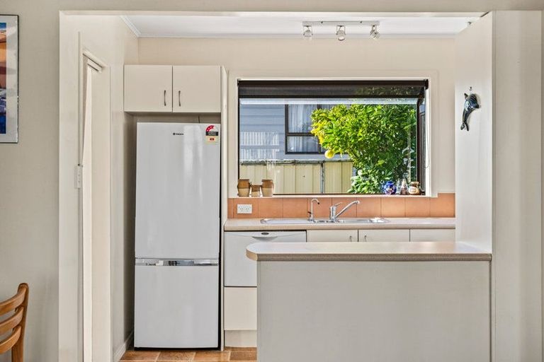 Photo of property in 31 Bream Bay Drive, Ruakaka, 0116