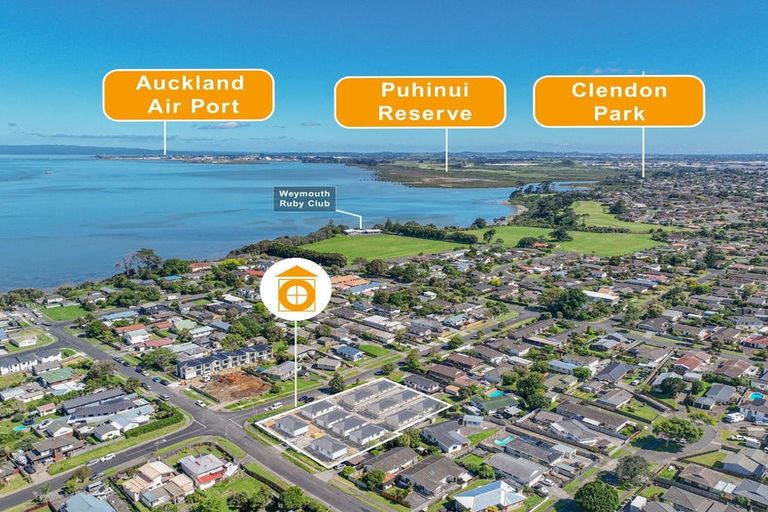 Photo of property in 17 Lane Road, Weymouth, Auckland, 2103