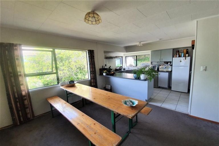 Photo of property in 50 Glennandrew Drive, Half Moon Bay, Auckland, 2012