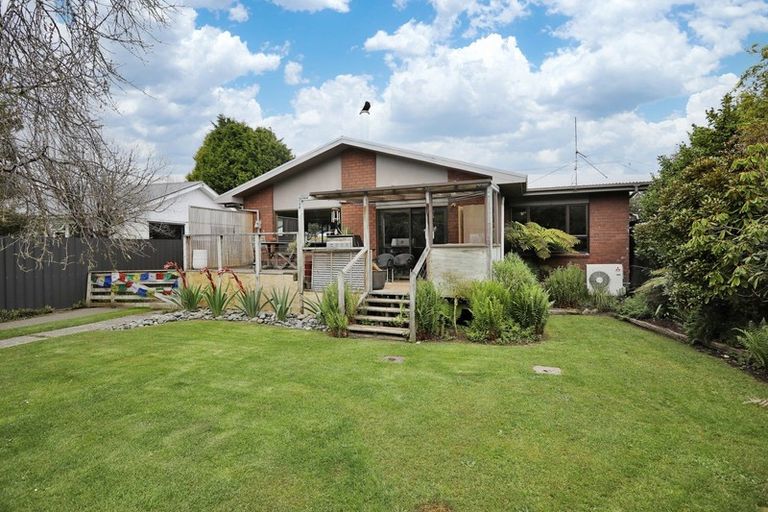 Photo of property in 36 Watt Road, Otatara, Invercargill, 9879