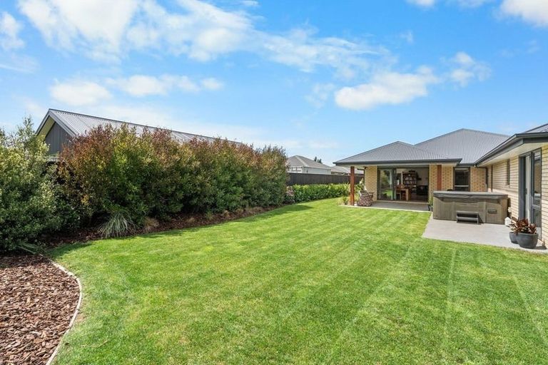 Photo of property in 16 Cherry Avenue, Darfield, 7510