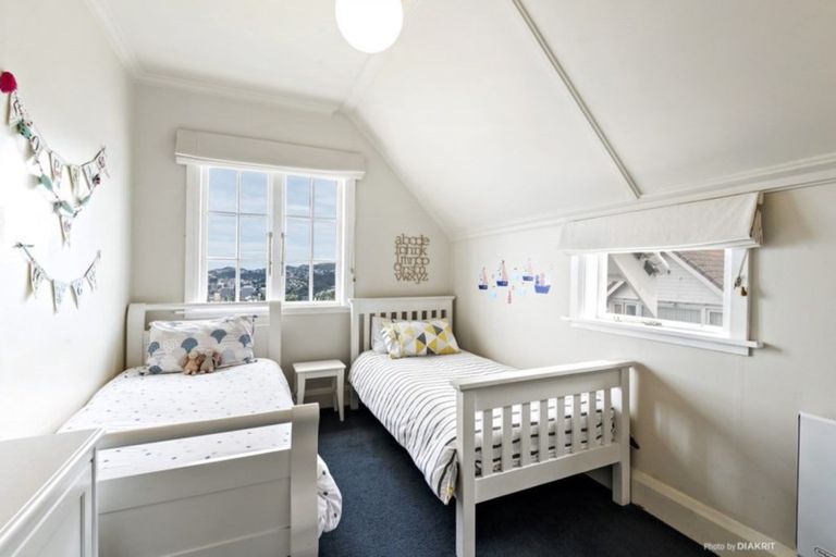 Photo of property in 35 Upper Watt Street, Wadestown, Wellington, 6012