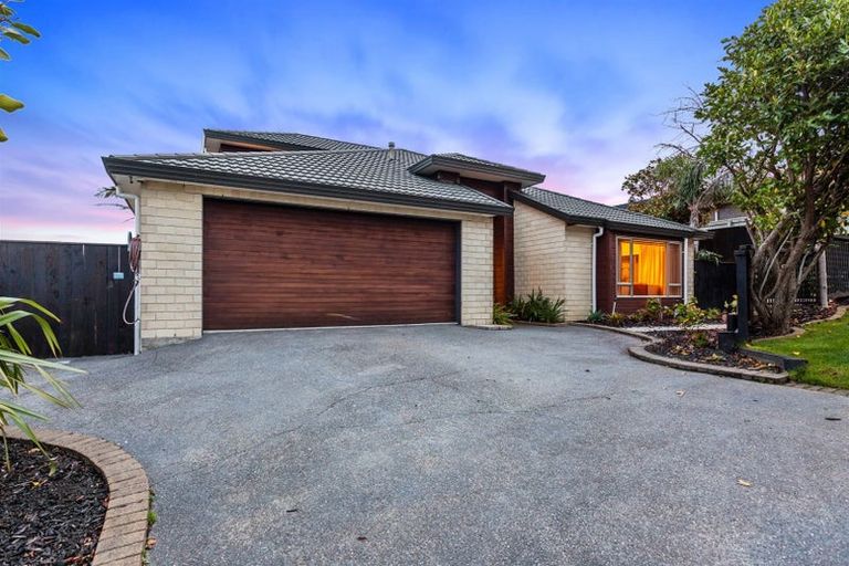 Photo of property in 113 Te Puia Drive, Aotea, Porirua, 5024