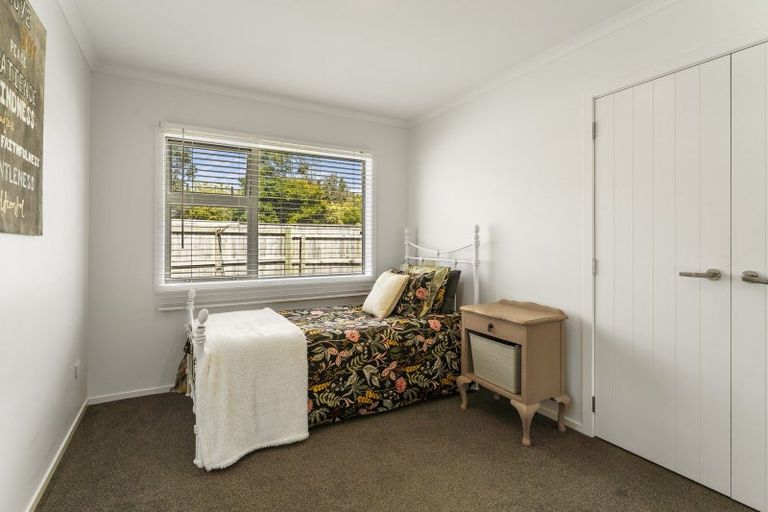 Photo of property in 15 Kingi Te Ahoaho Place, Otaki, 5512