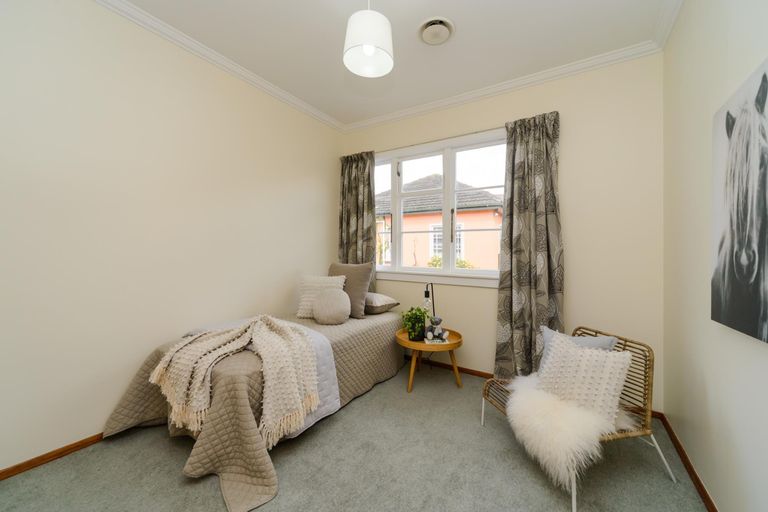 Photo of property in 3 Walnut Grove, Kelvin Grove, Palmerston North, 4414