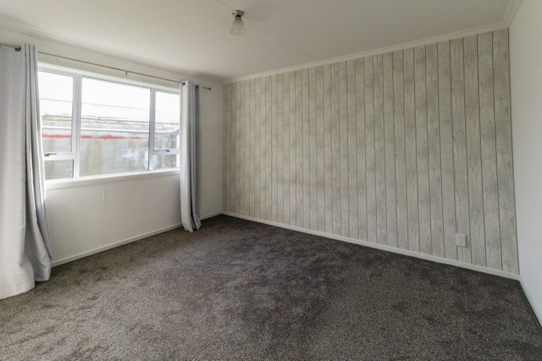 Photo of property in 34 Lothian Crescent, Strathern, Invercargill, 9812