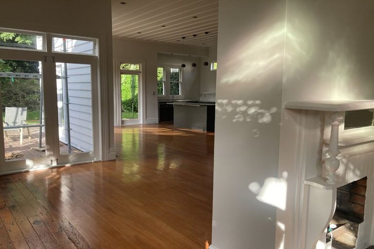 Photo of property in 74 Esplanade Road, Mount Eden, Auckland, 1024