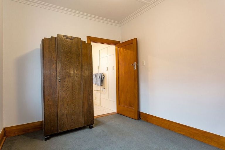 Photo of property in 53 Manor Place, Dunedin Central, Dunedin, 9016