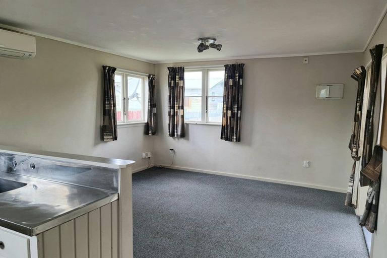 Photo of property in 12a Hokio Beach Road, Levin, 5510