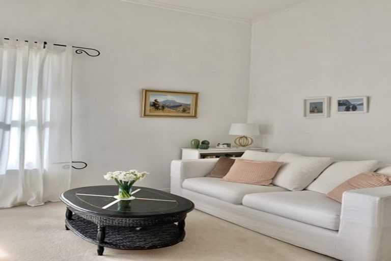 Photo of property in 41 Saint Georges Bay Road, Parnell, Auckland, 1052