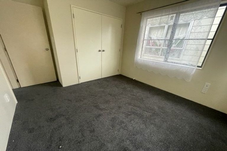 Photo of property in 19 Cottrell Place, Clendon Park, Auckland, 2103