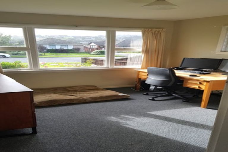 Photo of property in 10 Waipara Street, Cracroft, Christchurch, 8025