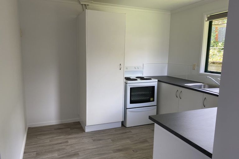 Photo of property in 324 West Coast Road, Glen Eden, Auckland, 0602