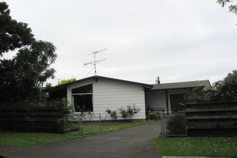 Photo of property in 2 Motuora Road, Manly, Whangaparaoa, 0930